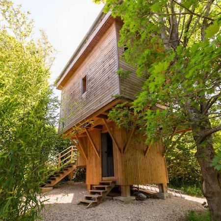 Cabane Perchee Vert  Exteriör bild