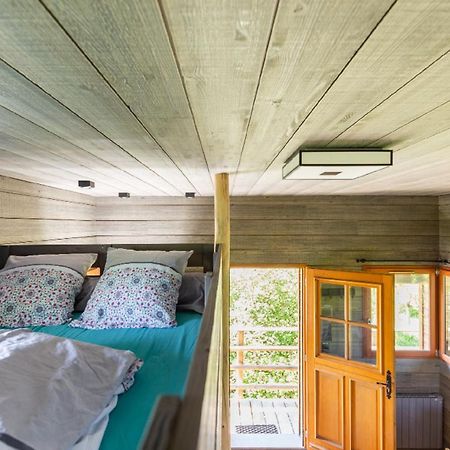 Cabane Perchee Vert  Exteriör bild